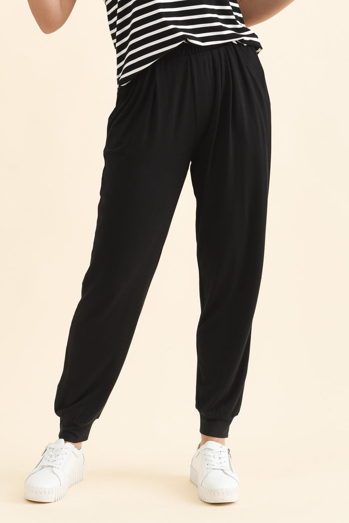 Louis Black Jogger Pants,Front,Brunette model,alt text|model:MJ