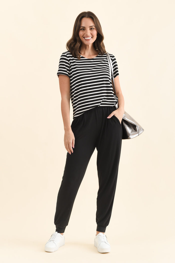 Louis Black Jogger Pants,Full Body,Brunette model,alt text|model:MJ