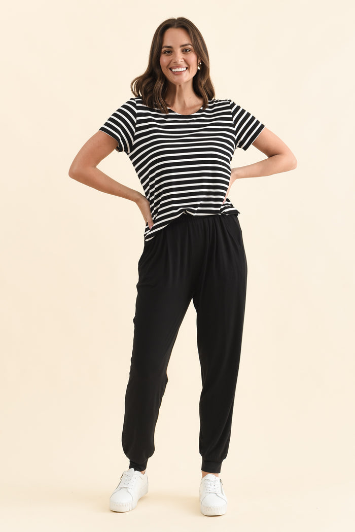 Louis Black Jogger Pants,Full Body,Brunette model,alt text|model:MJ
