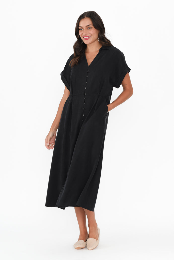 Lucia Black Linen Blend Belted Dress,Brunette model,alt text|model:Brontie