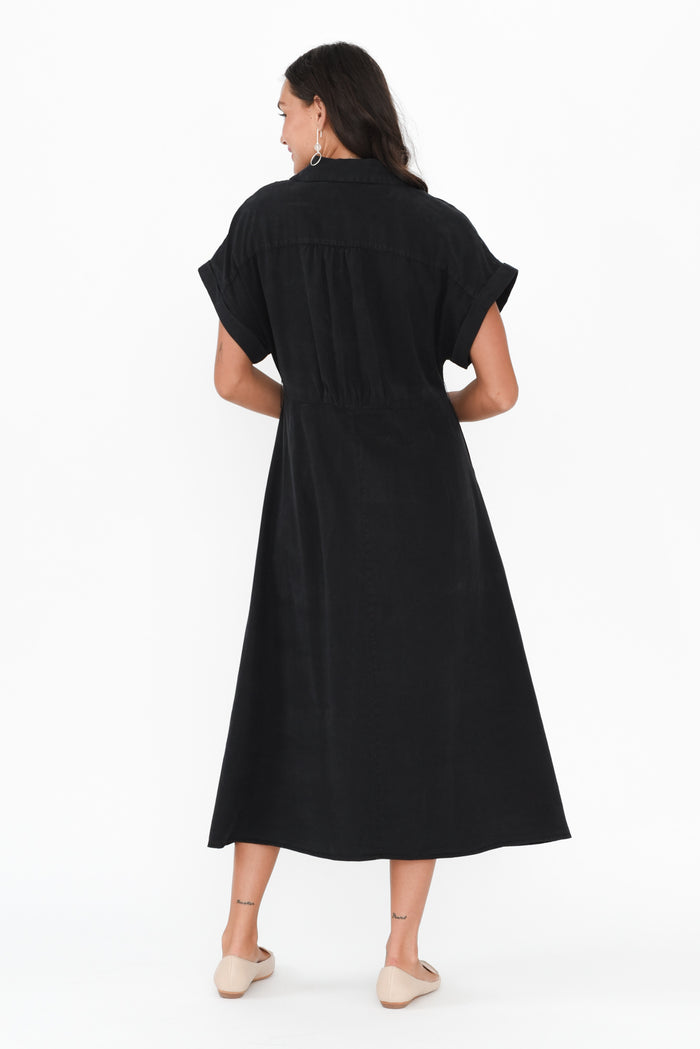 Lucia Black Linen Blend Belted Dress,Brunette model,alt text|model:Brontie