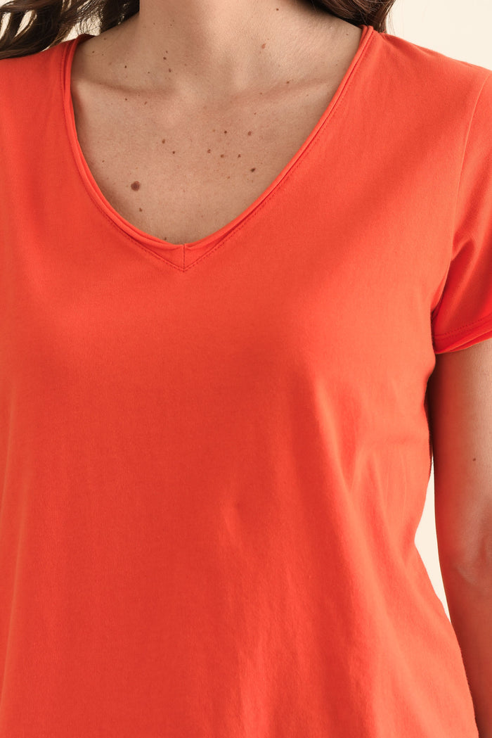 Maggie Bright Red Cotton Vee Tee,Detail,Brunette model,alt text|model:MJ