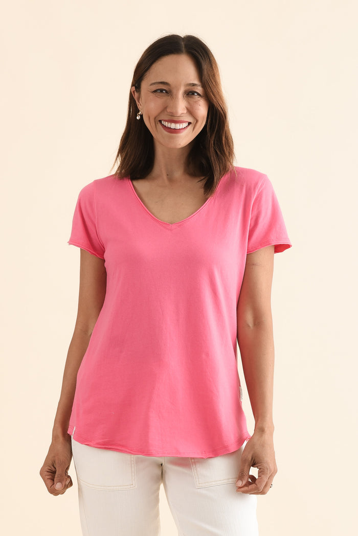 Maggie Melon Cotton Vee Tee,Front,Brunette model,alt text|model:Cara