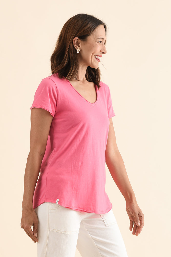 Maggie Melon Cotton Vee Tee,Side,Brunette model,alt text|model:Cara