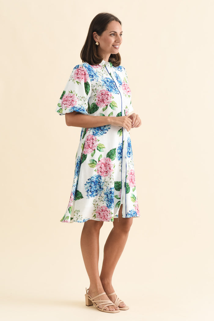 Malia White Flower Linen Cotton Dress,Brunette model,alt text|model:MJ