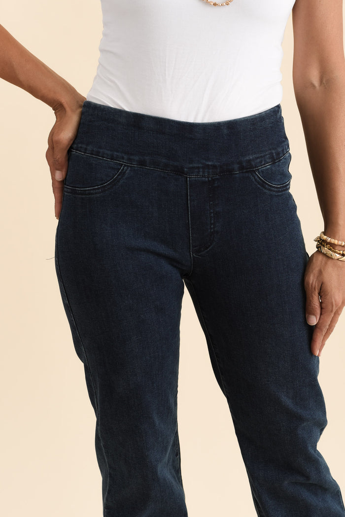 Mallory Dark Denim Stretch Jeans,Brunette model,alt text|model:Cara