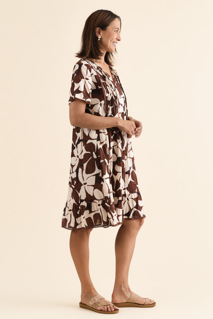 Marisol Chocolate Garden Crinkle Cotton Dress,Side,Brunette model,alt text|model:Cara