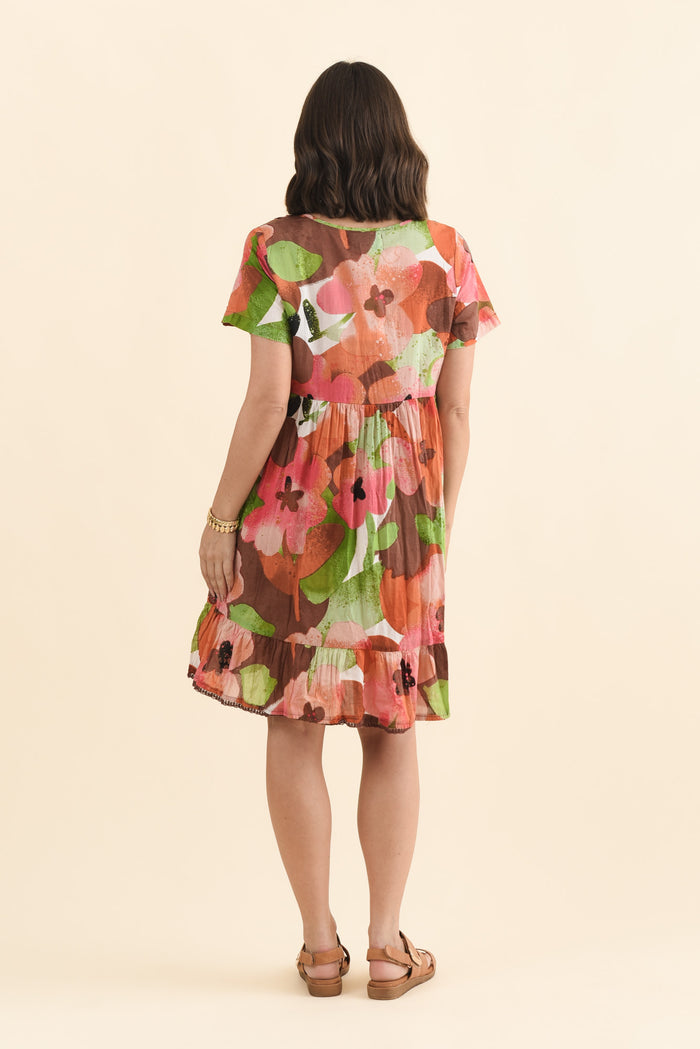 Marisol Pink Floral Crinkle Cotton Dress,Brunette model,alt text|model:MJ