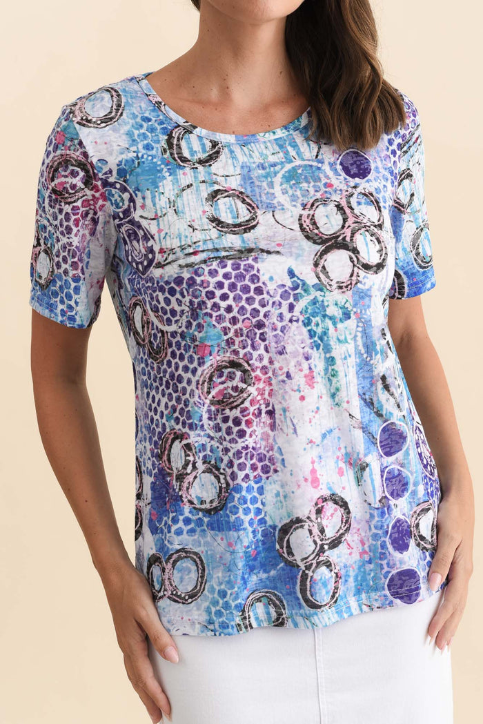 Masie Blue Motif Top,Brunette model,alt text|model:MJ