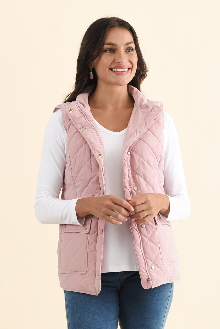 Max Pink Quilted Pocket Vest,Brunette model,alt text|model:Brontie