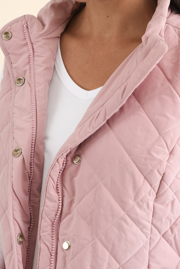Max Pink Quilted Pocket Vest,Brunette model,alt text|model:Brontie