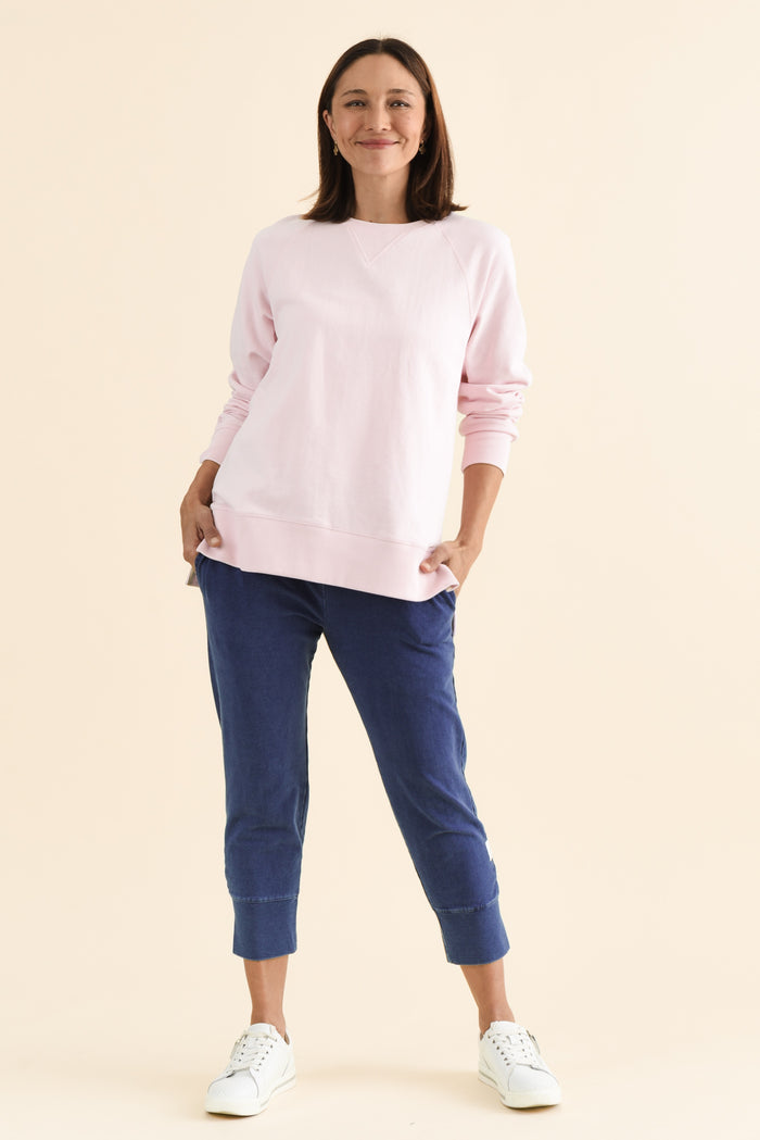 Melbourne Pink Cotton Crewneck Sweatshirt,brunette model,Full Outfit,alt text|model:Cara