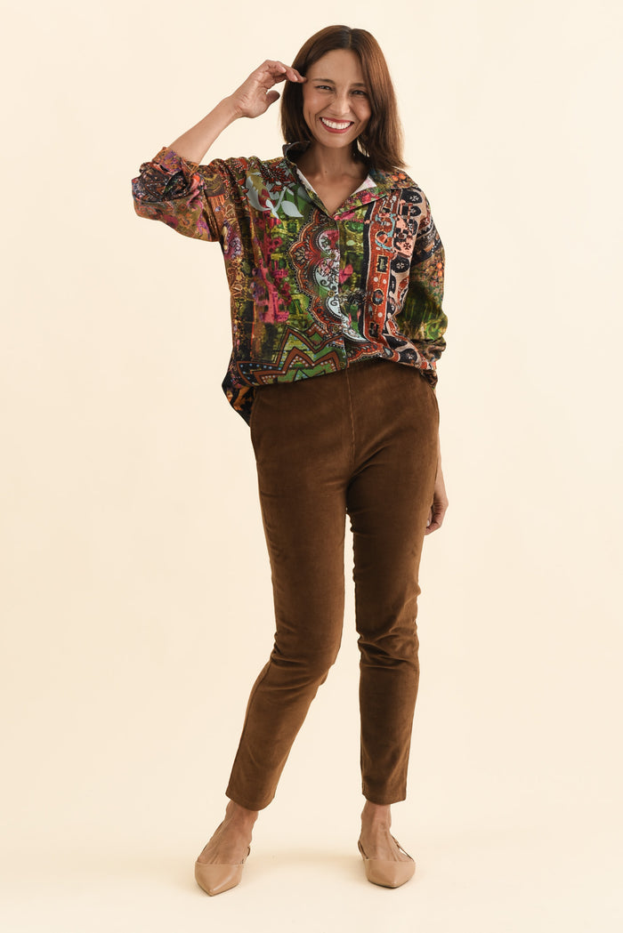 Meyer Green Abstract Cotton Shirt,Brunette model,alt text|model:Cara
