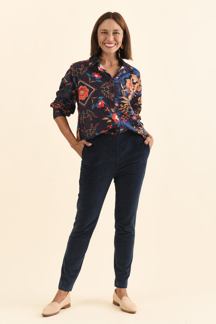Meyer Navy Botanical Cotton Shirt,Brunette model,alt text|model:Cara