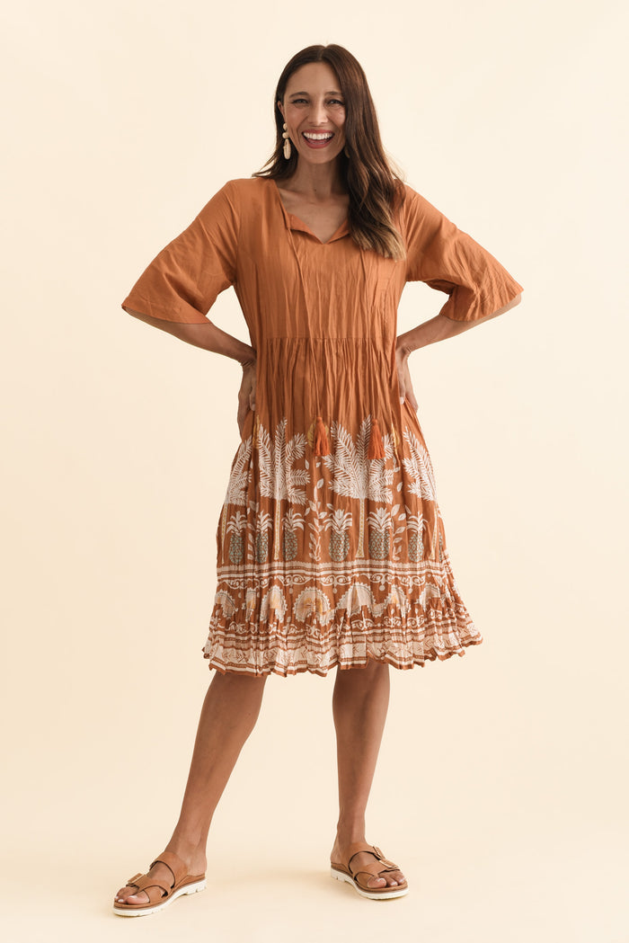Mila Brown Beach Crinkle Cotton Dress,Brunette model,alt text|model:Cara