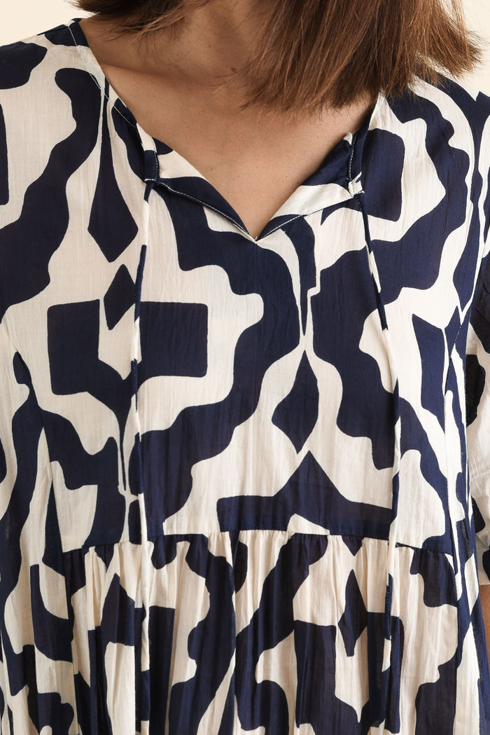 Mila Navy Motif Crinkle Cotton Dress,Detail,Brunette model,alt text|model:Cara