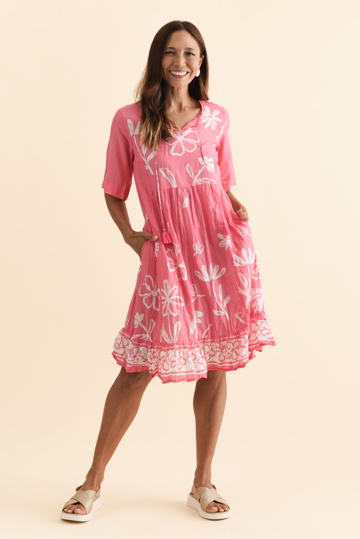 Mila Pink Flower Crinkle Cotton Dress,Brunette model,alt text|model:Cara