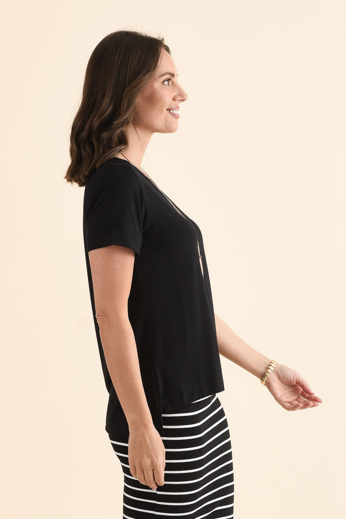 Minelli Black Bamboo Tee,Side,Brunette model,alt text|model:MJ