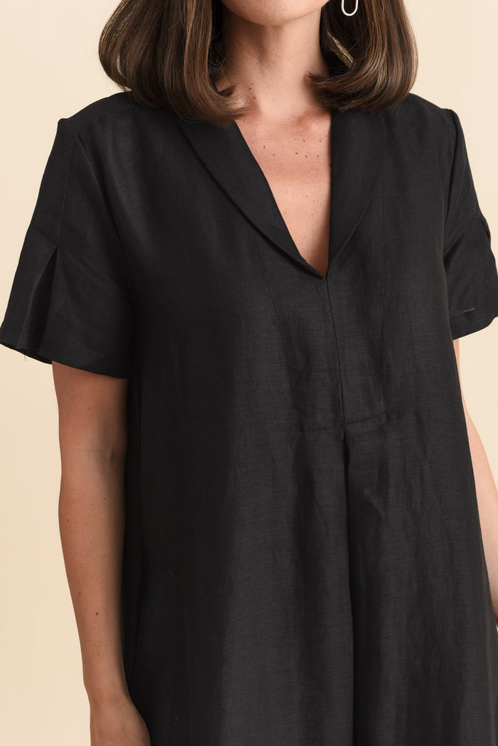 Miranda Black Linen Collared Dress,Brunette model,alt text|model:MJ