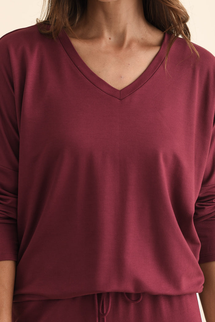Munich Burgundy V Neck Top,Brunette model,alt text|model:Cara