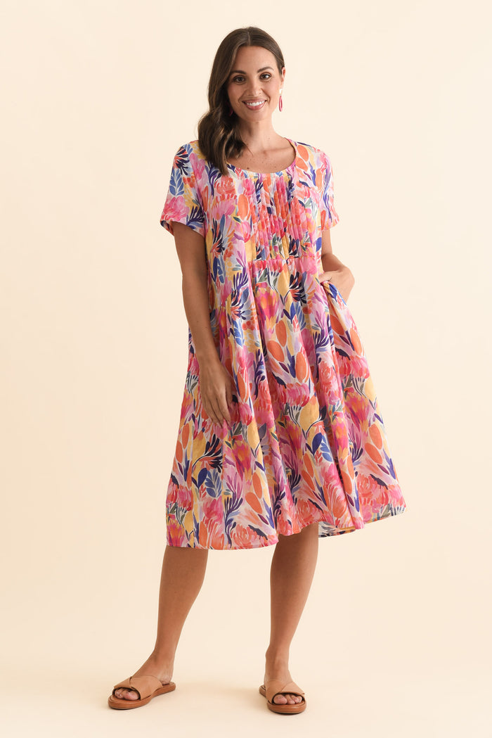 Murano Pink Garden Cotton Dress,Brunette model,alt text|model:MJ