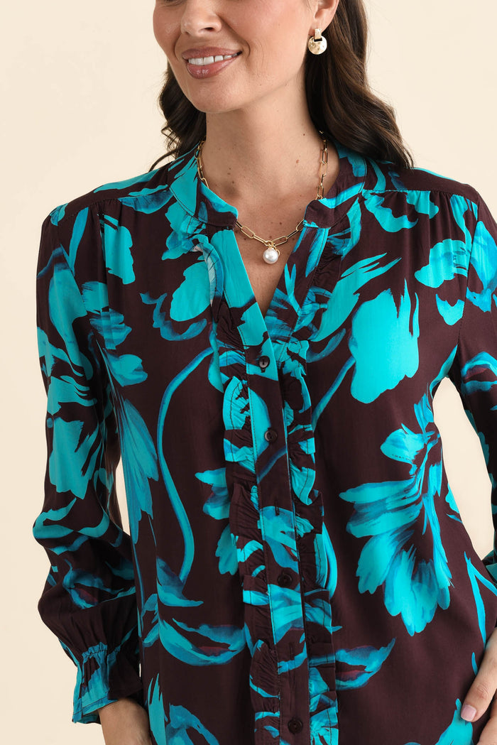 Myth Blue Floral Frill Blouse,brunette model,Close up of outfit,alt text|model:MJ