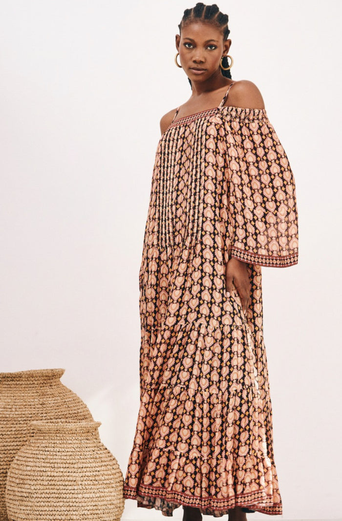NKN LONG PRINTED DRESS OFF
SHOULDERS