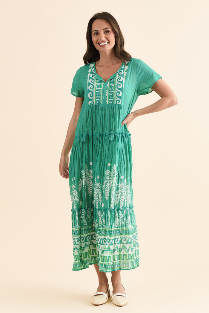 Nona Green Beach Crinkle Cotton Maxi Dress,Full Body,Brunette model,alt text|model:MJ