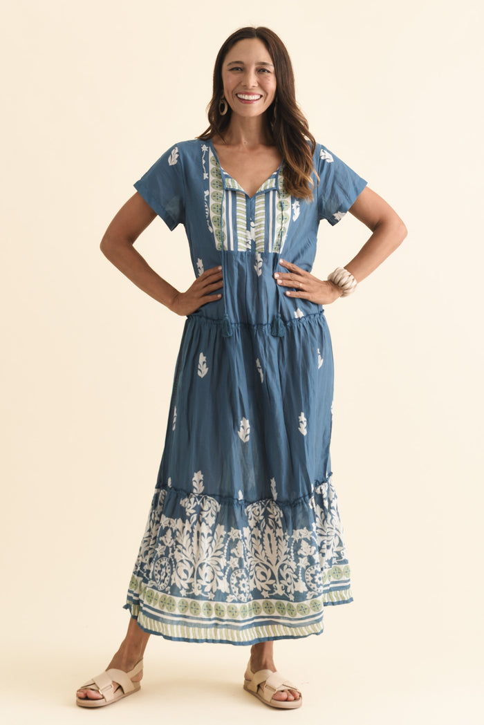 Nona Steel Abstract Crinkle Cotton Maxi Dress,Brunette model,alt text|model:Cara
