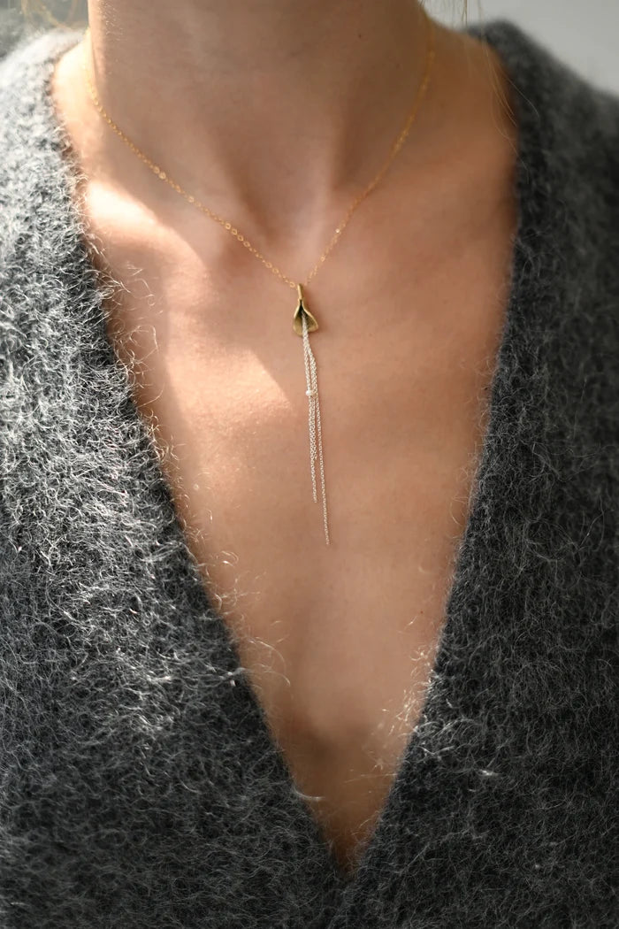 NP02 Peal Brass Necklace