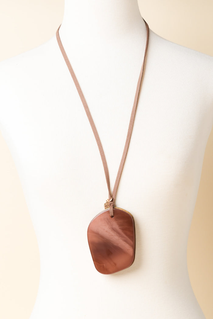 Octus Brown Pendant Necklace