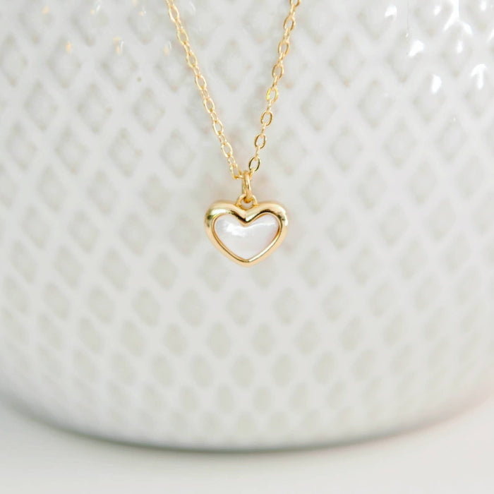 OH SO LOVELY Aisha Mother of Pearl Heart Necklace