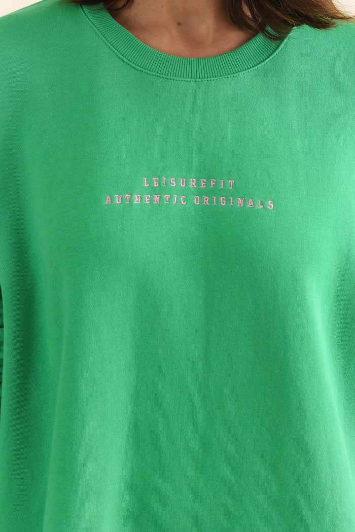 Origin Green Cotton Crewneck Sweatshirt,Detail,Brunette model,alt text|model:Cara