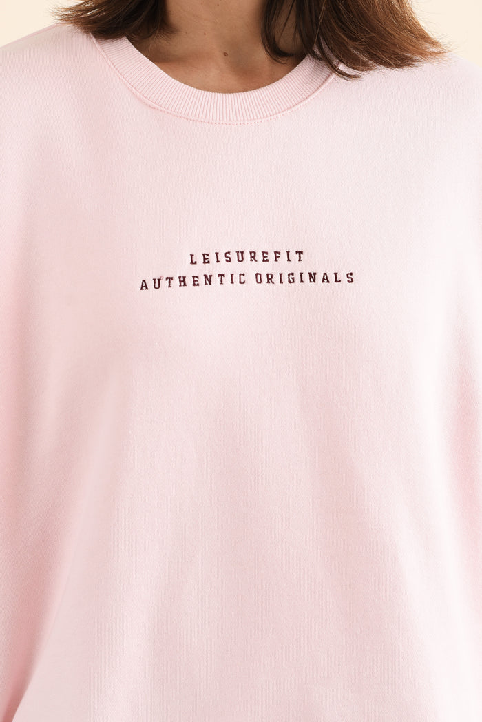 Origin Pink Cotton Crewneck Sweatshirt,Detail,Brunette model,alt text|model:Cara