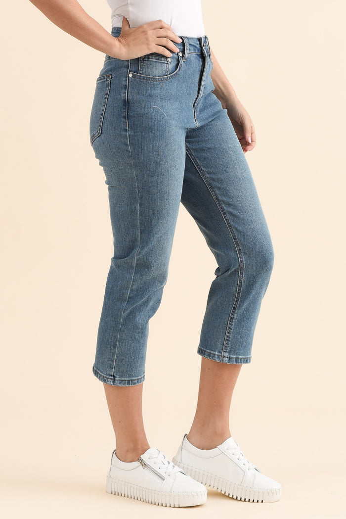 Perfect Blue Denim Cropped Jeans,Side,Brunette model,alt text|model:MJ