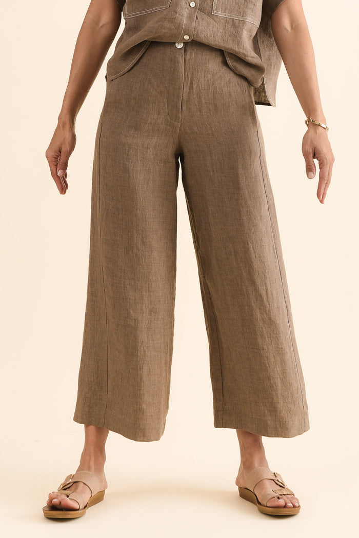 Persia Mocha Linen Pocket Pants,Front,Brunette model,alt text|model:Cara