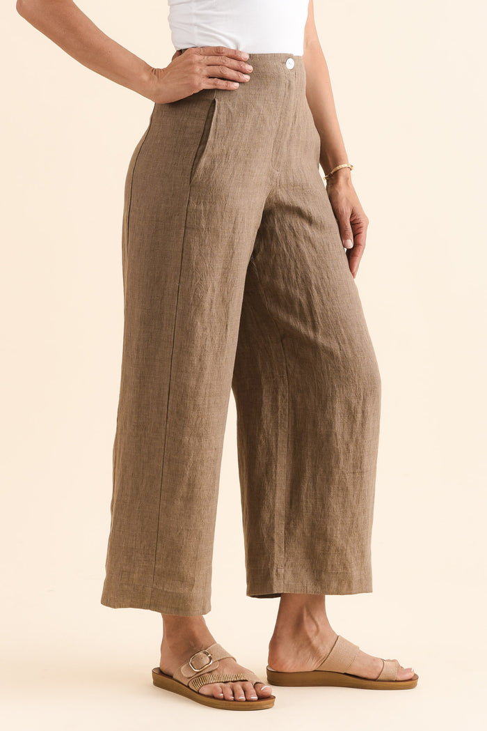 Persia Mocha Linen Pocket Pants,Side,Brunette model,alt text|model:Cara