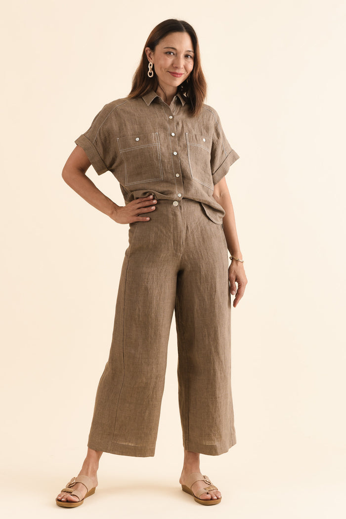 Persia Mocha Linen Pocket Pants,Full Body,Brunette model,alt text|model:Cara