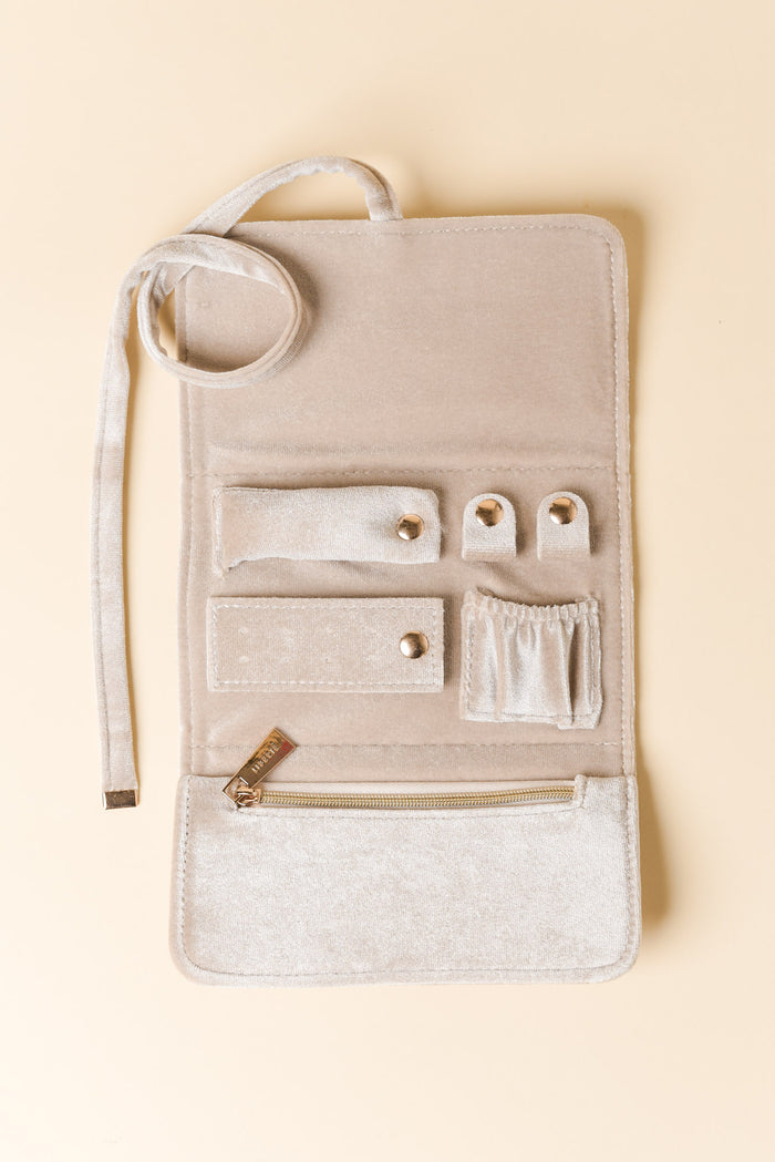 Pisa Beige Velvet Jewellery Wallet