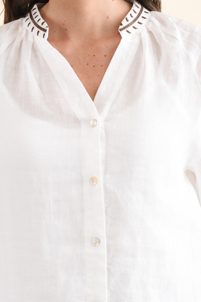 Pixie White Cotton Embroidered Blouse,Detail,Brunette model,alt text|model:MJ