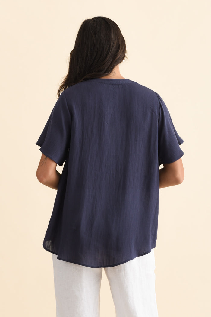 Ponny Navy Linen Blend Button Top,Brunette model,alt text|model:Brontie