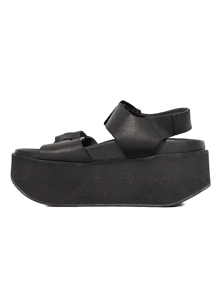 PRE-LOVED LOFINA SANDAL