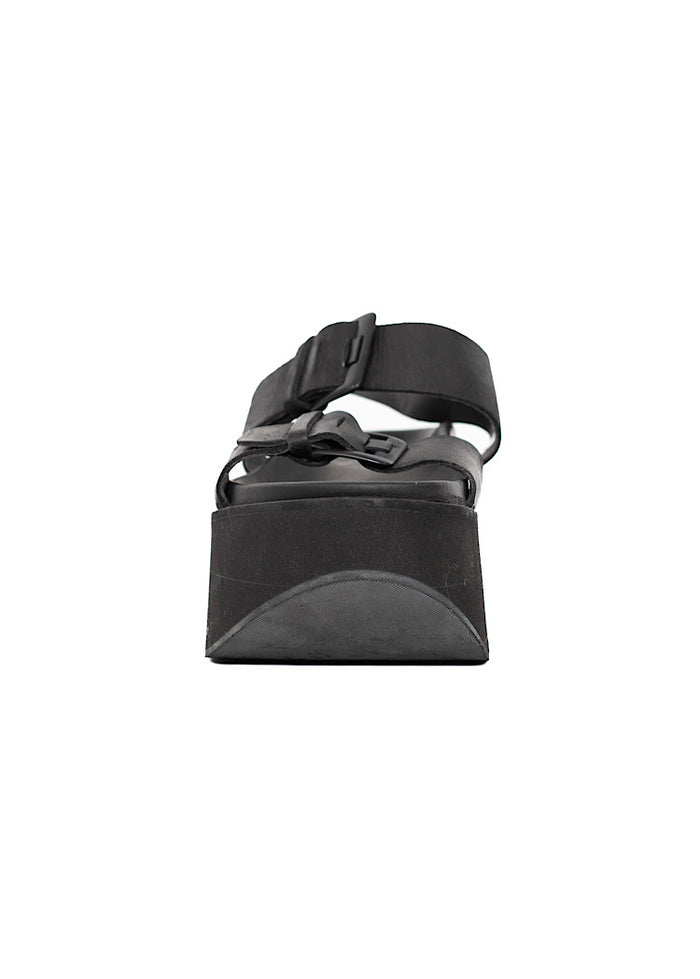 PRE-LOVED LOFINA SANDAL