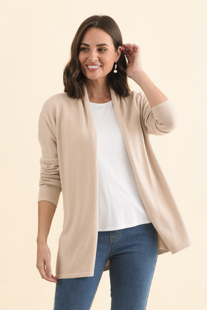 Primrose Natural Cotton Drape Cardigan,Brunette model,alt text|model:MJ
