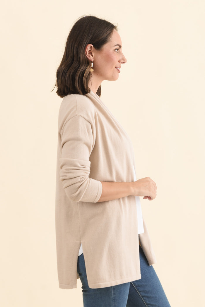 Primrose Natural Cotton Drape Cardigan,Brunette model,alt text|model:MJ
