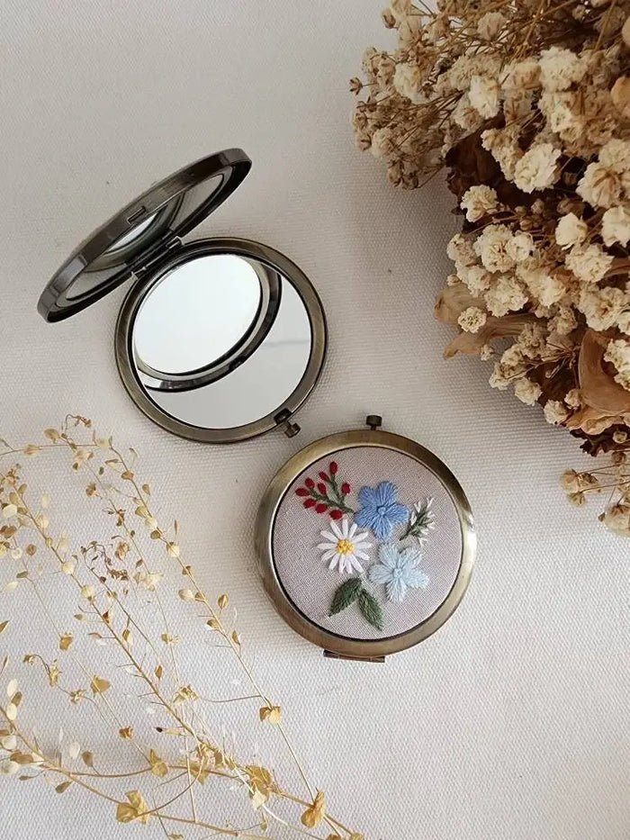 Quince fables Floral Embroidered Compact Mirror, Collection Sophia