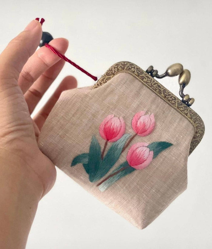 Quince fables Tulip Embroidered Beige Coin Purse