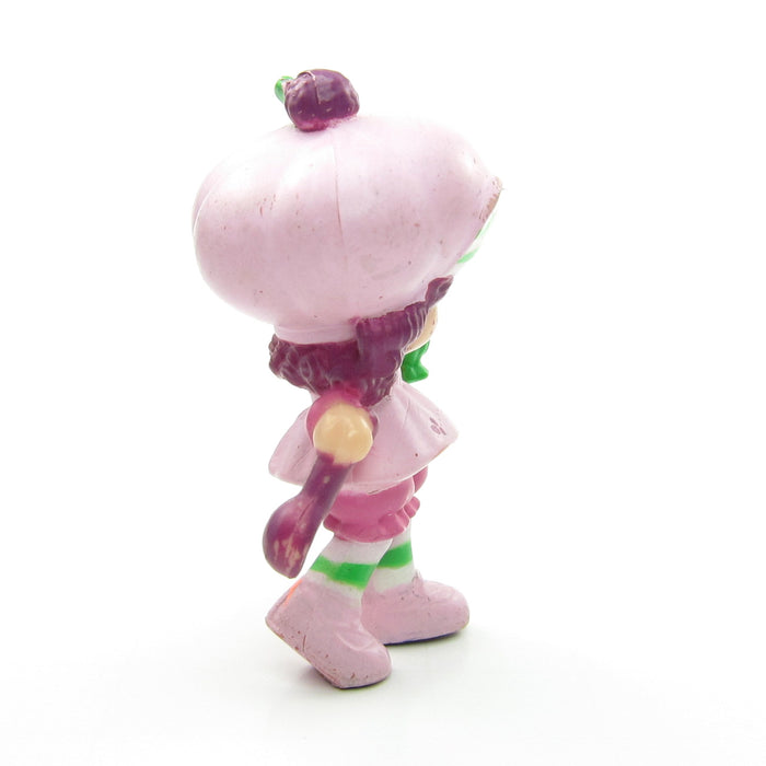 Raspberry Tart with a Tasty Sundae Strawberry Shortcake miniature figurine