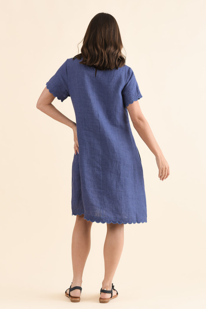 Ravello Steel Linen Pocket Dress,Back,Brunette model,alt text|model:MJ