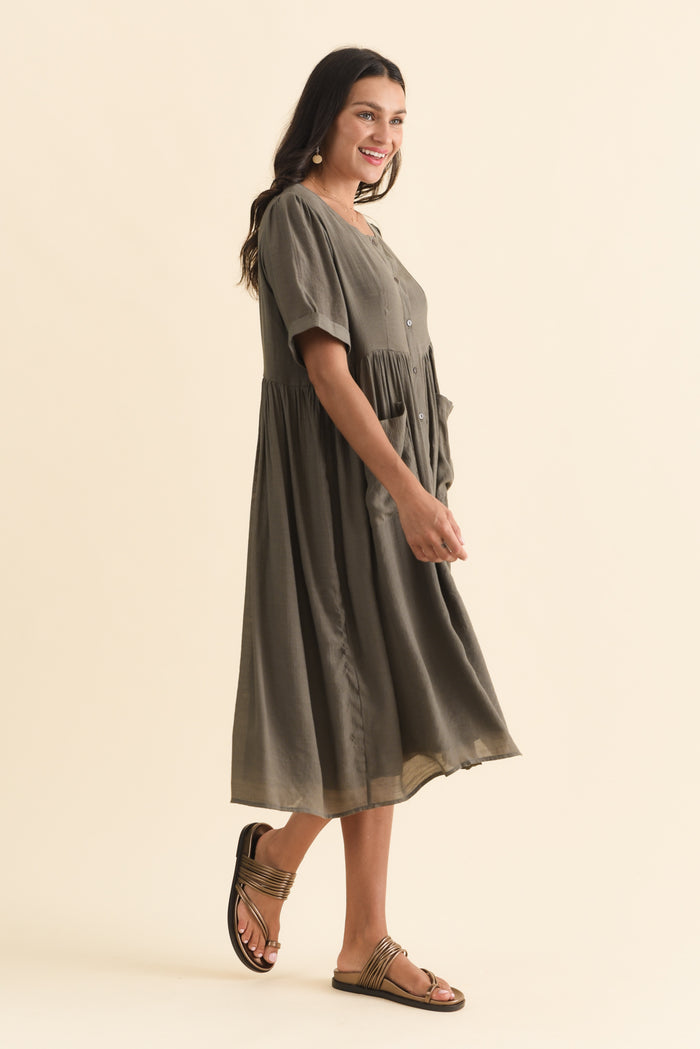 Rayna Khaki Button Dress,Brunette model,alt text|model:Brontie